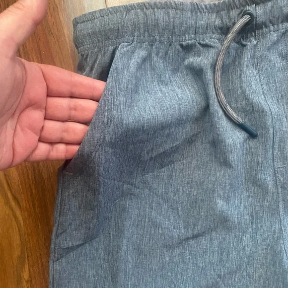 Tommy Bahama Kids Gray Elastic Waist Shorts - Picture 3 of 3